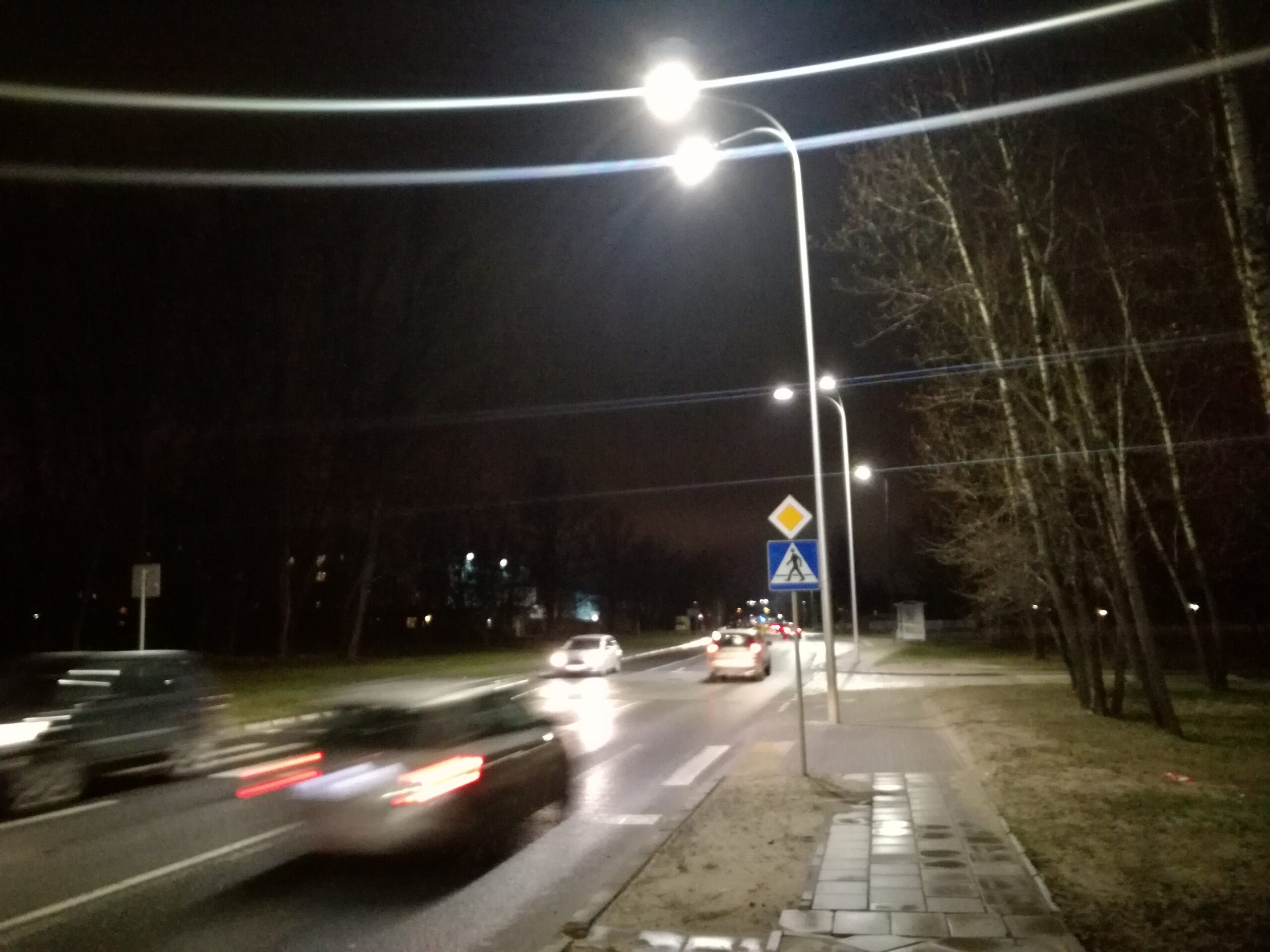 Jaśniej i bezpieczniej na Żeraniu: modernizacja oświetlenia ulic