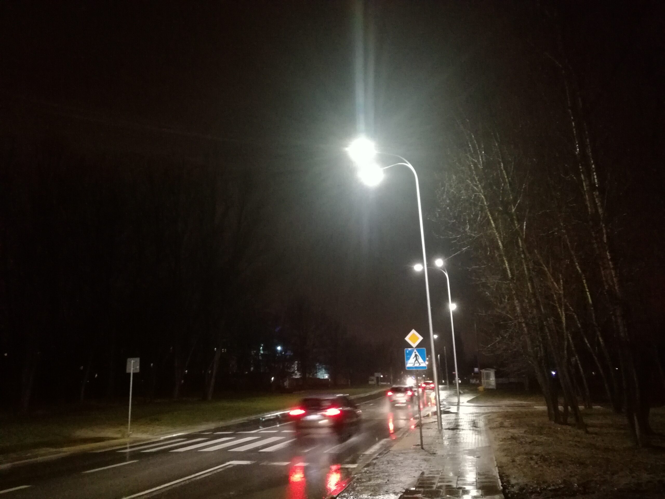 Modernizacja oświetlenia na Białołęce [LISTA ULIC]